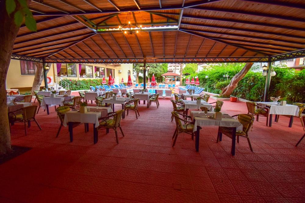 Juniper Hotel İçmeler Exterior photo